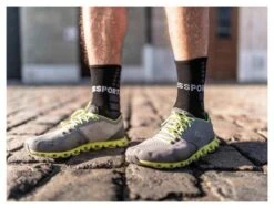 Calcetines Compressport Shock Absorb Socks - Noir -Tienda De Bicicletas 218594361c0a8981d18d0.83264197